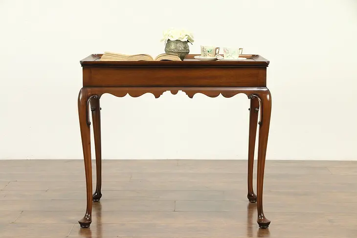 Kittinger Williamsburg Vintage Carved Mahogany Tea or Coffee Table #32054