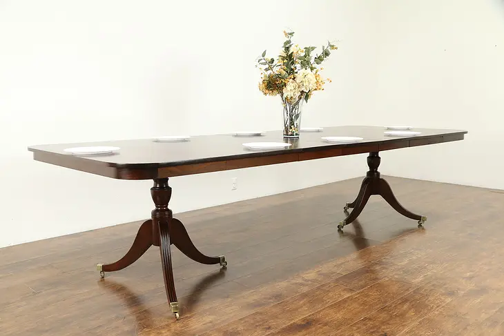 Traditional Mahogany English Antique Dining Table, Opens 10 1/2' #31106