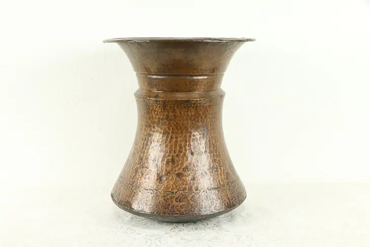 Hand Hammered Antique Craftsman Solid Copper Spittoon or Planter #31140