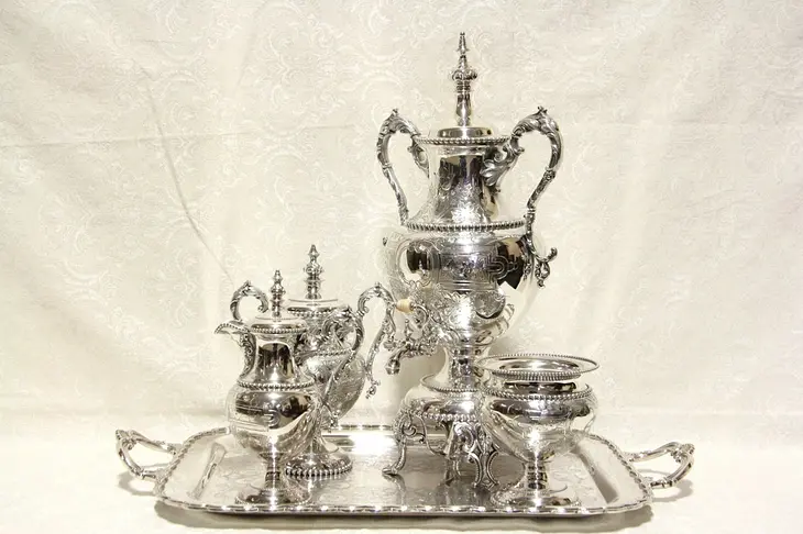 Meriden Antique Silverplate 1900 Antique 4 Pc Tea or Coffee Serving Set