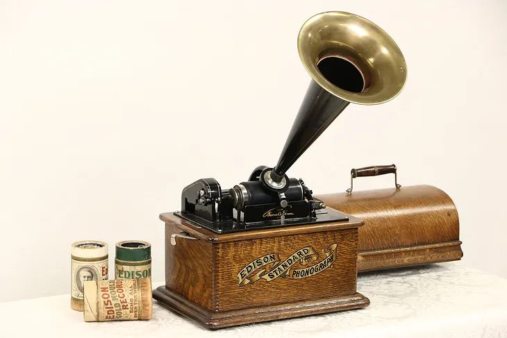 Edison Standard Phonograph, Antique Horn & Records, Oak Case, Pat. 1905