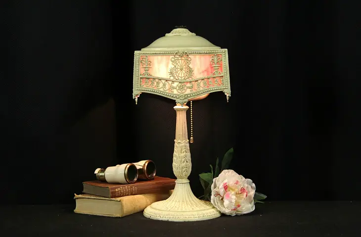 Stained Glass 1915 Antique Boudoir Table Lamp