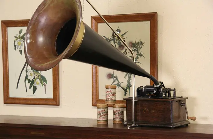 Edison Cylinder Record Player & Horn, 1910 Era Phonograph