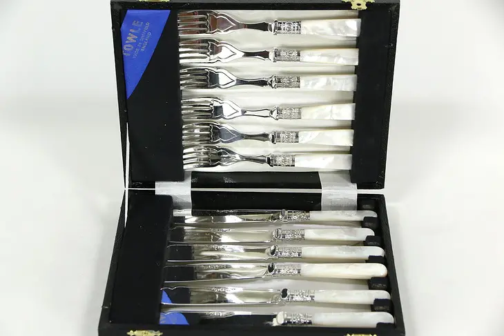 Travel Lunch or Fish Set Towle English Silverplate & Pearl 6 Forks & 6 Knives