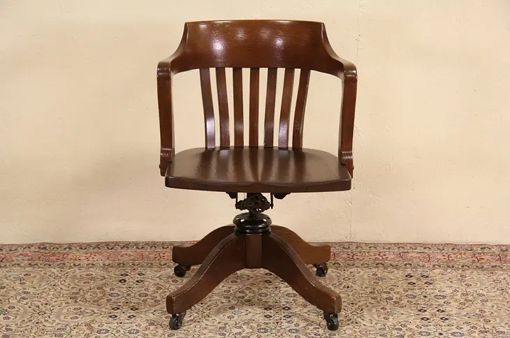 Oak 1910 Antique Swivel Adjustable Desk Chair