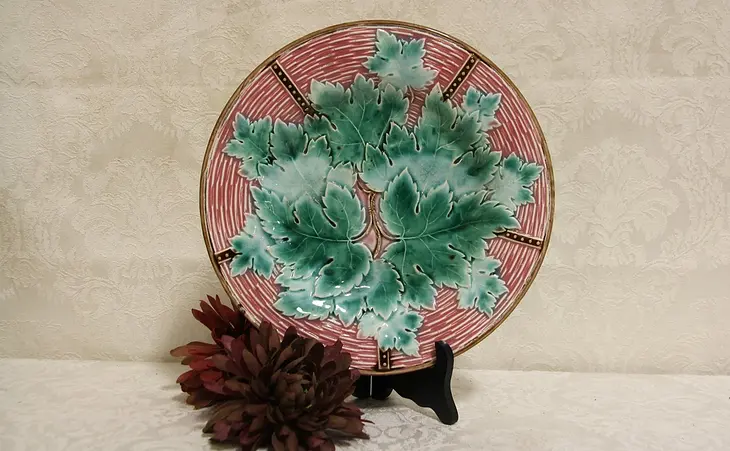 Majolica 1880 Antique Hand Painted Pottery Leaf Plate
