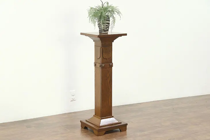 Oak Antique 1900 Sculpture Pedestal or Plant Stand