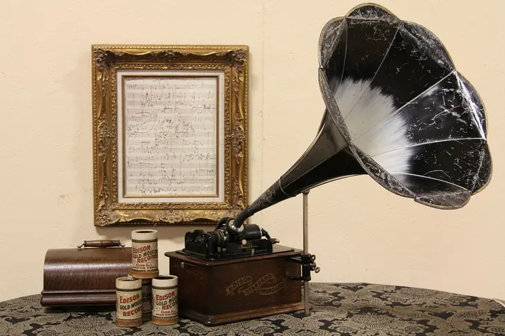 Edison Cylinder Phonograph, Morning Glory Horn