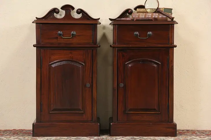 Pair of Vintage Carved Mahogany Nightstands or End Tables