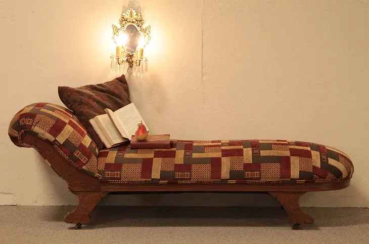 Victorian Eastlake Fainting Couch
