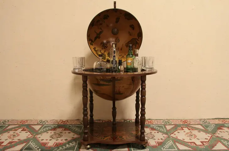 World Globe Antique Replica Liquor Cabinet