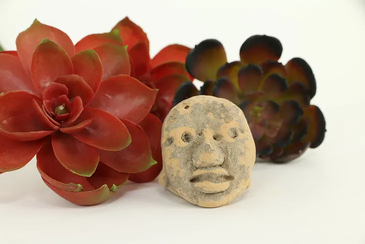 Pre-Columbian Mayan Style Miniature Terracotta Red Clay Head Age Unknown #32845
