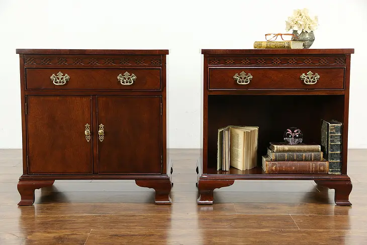 Traditional Mahogany Vintage Pair of Nightstands or End Tables, Baker #34856