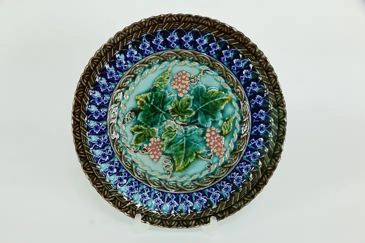 Victorian Antique Majolica Grape Vine Plate, 8" Round, Signed U&CS #35538