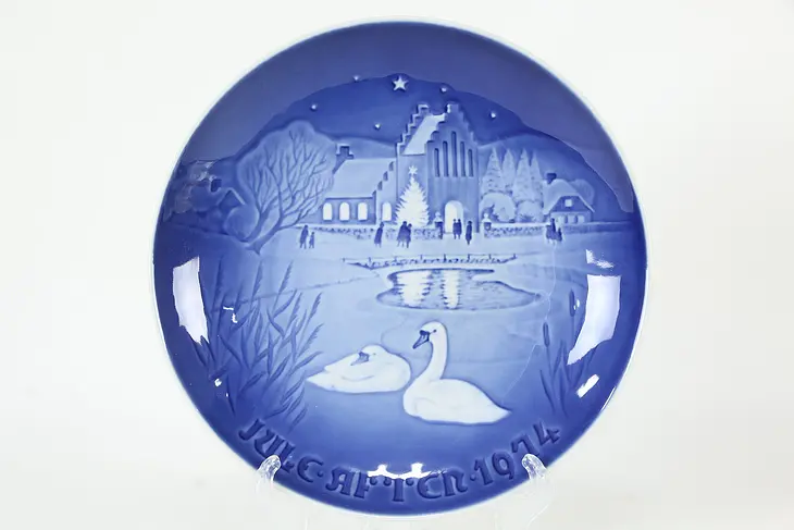 Bing and Grondahl Christmas Plate, Christmas in the Village, 1974 #35975