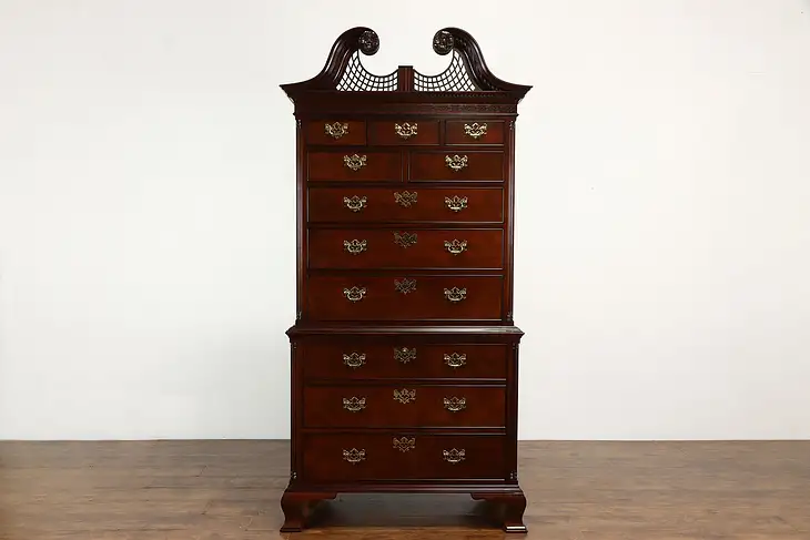 Cliveden Mahogany Vintage Chest on Chest, National Trust Kindel #37544