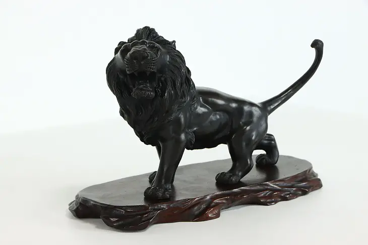 Japanese Meiji Antique Bronze Roaring Lion With Mahogany Base #39079