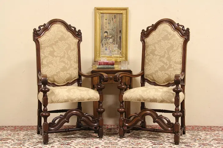 Pair Carved 1900 Oak Hall, Throne or Host Chairs