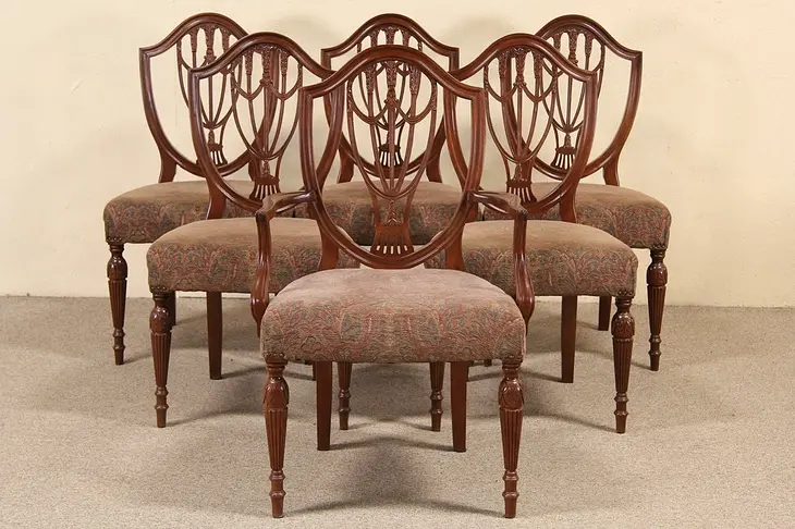 Set of 6 Hepplewhite Design 1940's Vintage Dining Chairs
