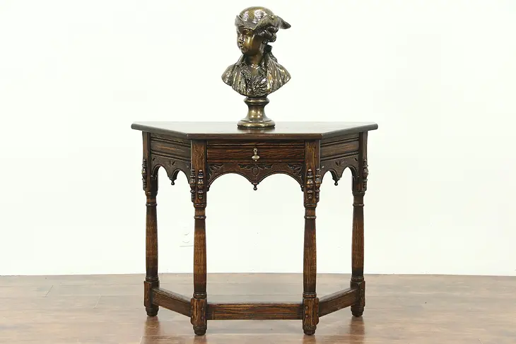 English Tudor Style Oak Antique Hall Console Table circa 1925