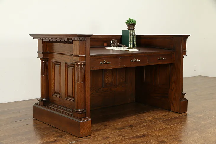 Oak Judge Desk, Kitchen Island or Reception Stand, Courtroom Salvage #32091