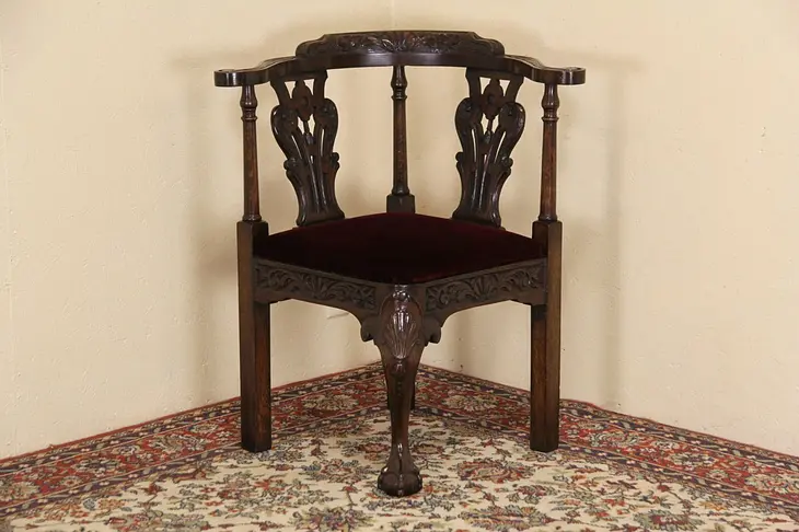 Carved Oak 1900 Antique English Corner Chair