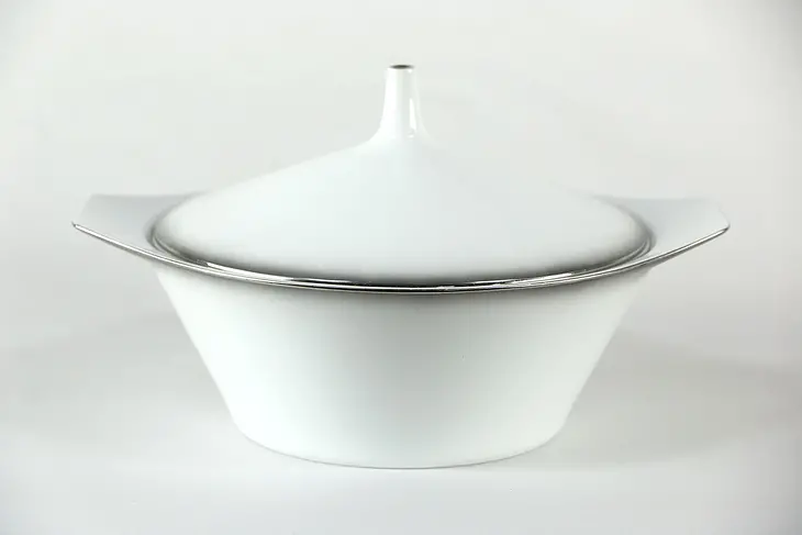 Round Covered Vegetable in Evensong by Rosenthal - Continental, White & Platinum