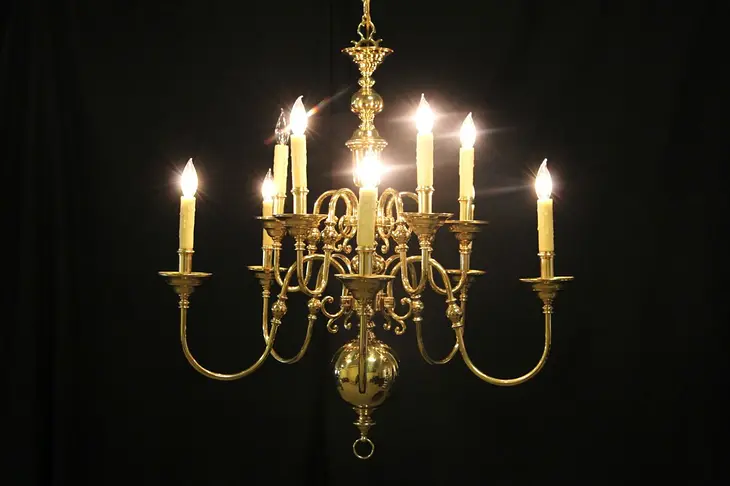 Georgian Style Vintage 10 Candle Brass Chandelier
Georgian Style Vintage 10 Can