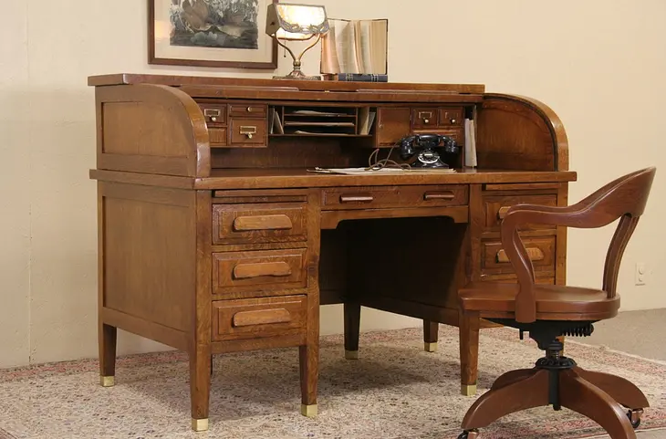 Oak 1910 Antique Craftsman 5' Rolltop Desk