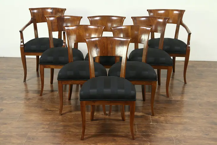 Set of 8 Italian Art Deco 1925 Vintage Walnut Dining Chairs, New Upholstery