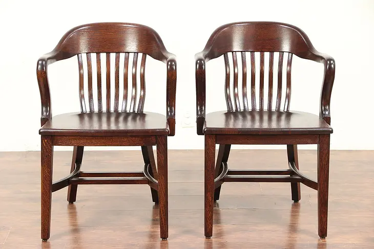 Pair of Quarter Sawn Oak 1915 Antique Banker, Desk or Office Chairs #29800
