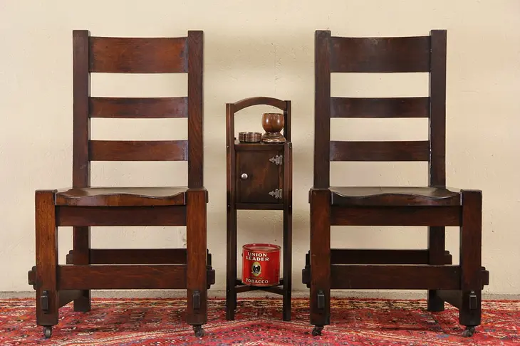 Pair of Arts & Crafts Mission Oak 1905 Antique Craftsman Chairs