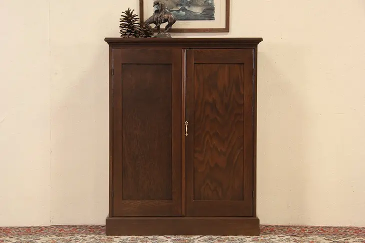 Oak 1915 Pantry Cupboard, 2 Door Cabinet