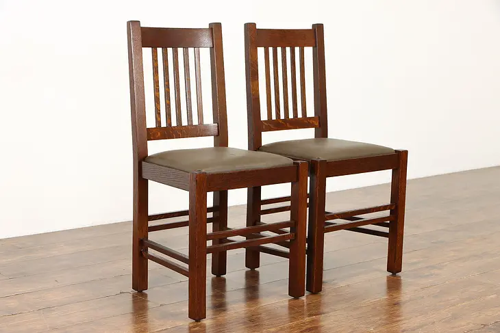 Pair of Antique Mission Oak Arts & Crafts Chairs Leather, Quaint Stickley #37273