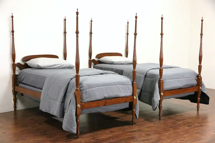 Pair of Traditional Twin Size 1920's Antique Poster Beds, Pine & Maple