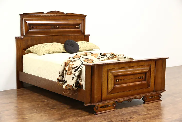 Art Deco 1930 Vintage Carved Oak Queen Size Bed, Italy