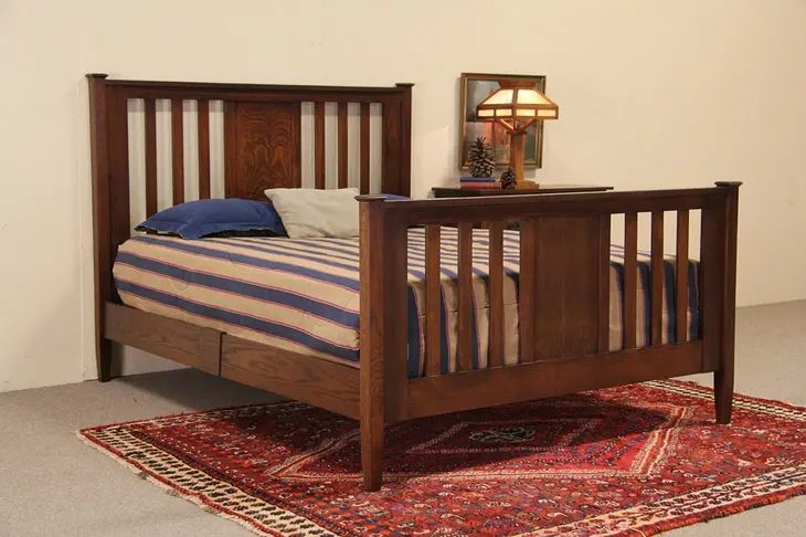 Arts & Crafts Mission Oak 1905 Antique Queen Size Bed