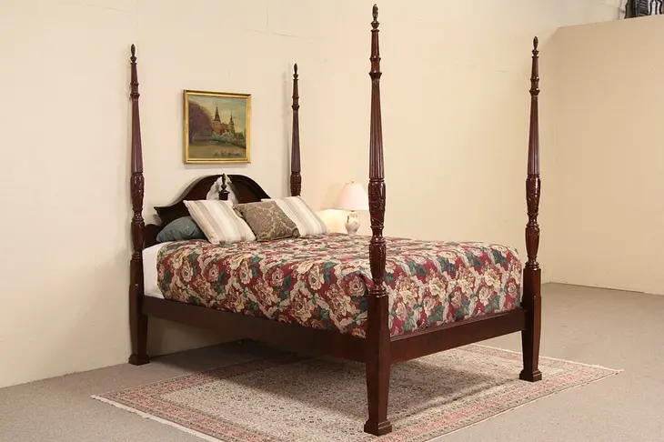 Mahogany Queen Size Rice Plantation Poster Bed