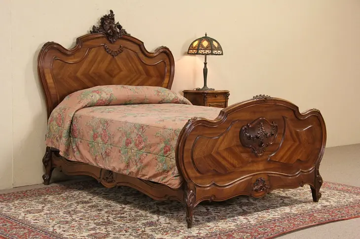 French Carved Walnut 1900 Antique Full Size Bed