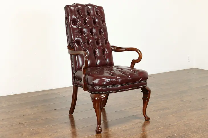Traditional Georgian Design Vintage Tufted Faux Leather Chair #40119