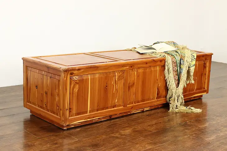 Farmhouse Vintage 6' Cedar Blanket Chest, Storage Trunk or Coffee Table #40283