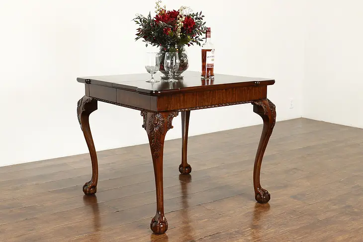 Georgian Style Vintage Carved Mahogany Dining or Game Table, Henredon #38933