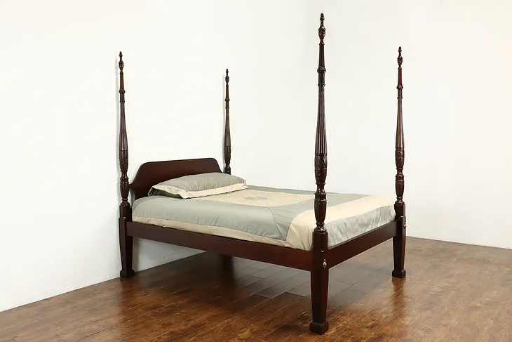 Georgian Style Vintage Mahogany Rice Poster Queen Size Bed, Drexel #39981