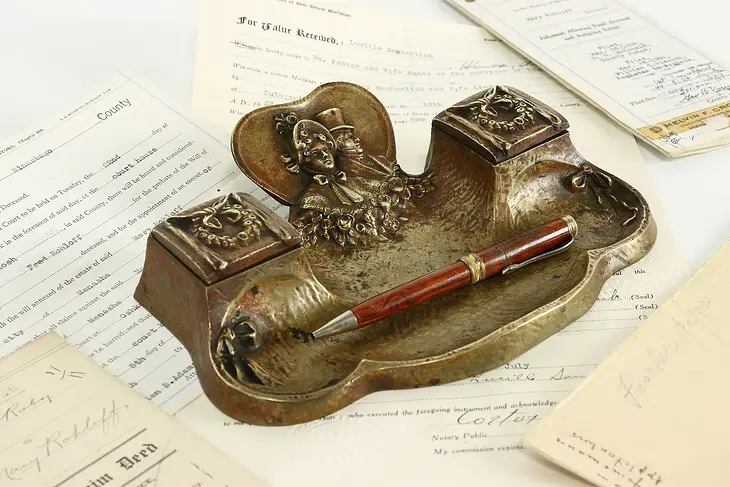 Victorian Antique Bronze Double  Inkwell Pen Holder Wedding Couple #41386