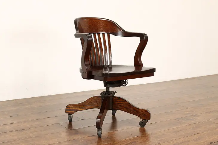 Traditional Oak Antique Adjustable Swivel Office Desk Chair, Milwaukee #39582