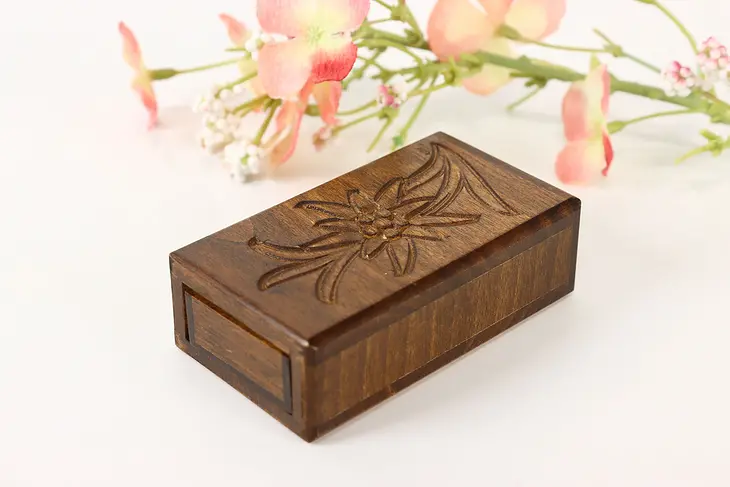 Swiss Vintage Carved Birch Puzzle Box, Floral Motifs, Brienzer #41774