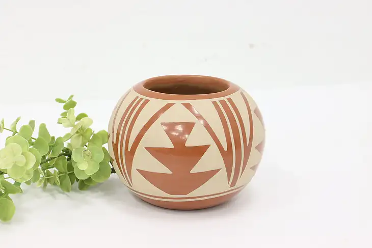 Native American Vintage Acoma Pueblo Pottery Vase, Albert & Josephine #43383