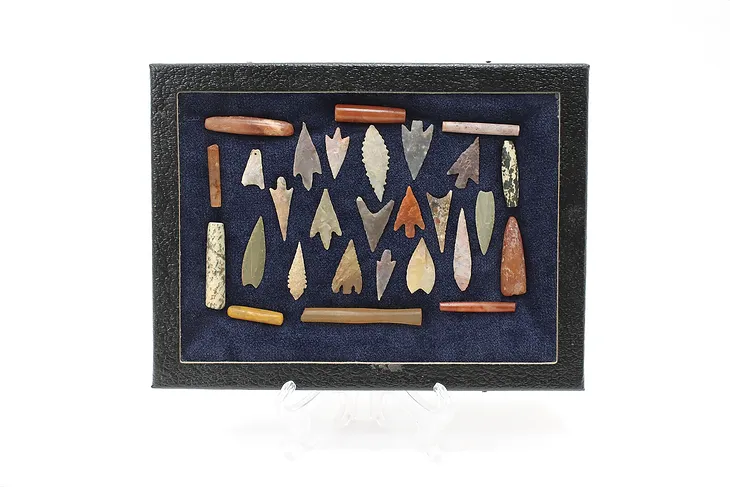 Set of 28 Antique African Artifacts, Stone Points, Spear or Arrowheads  #43647
