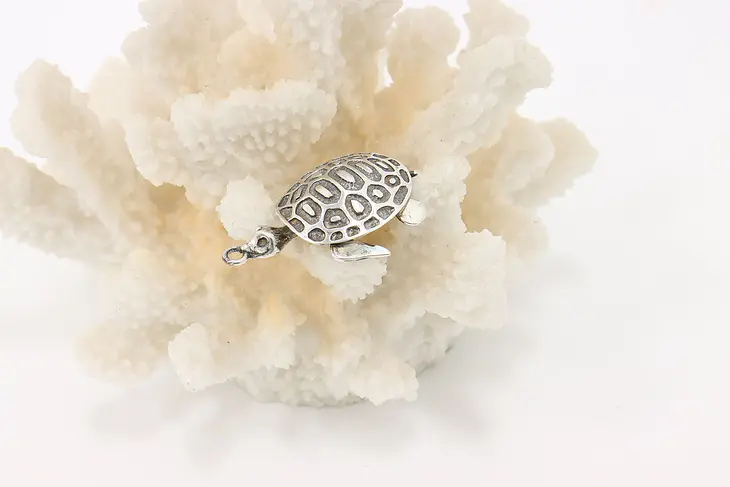 Silver Articulated Turtle Vintage Pendant #45198