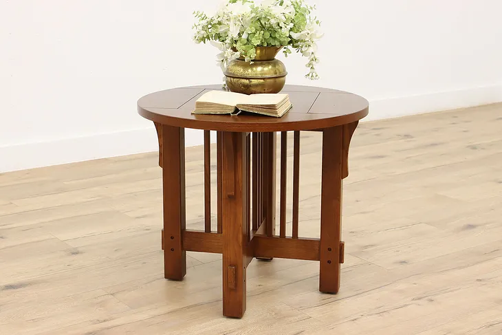 Arts & Crafts Mission Oak Design Vintage Round Coffee or Side Table #45004
